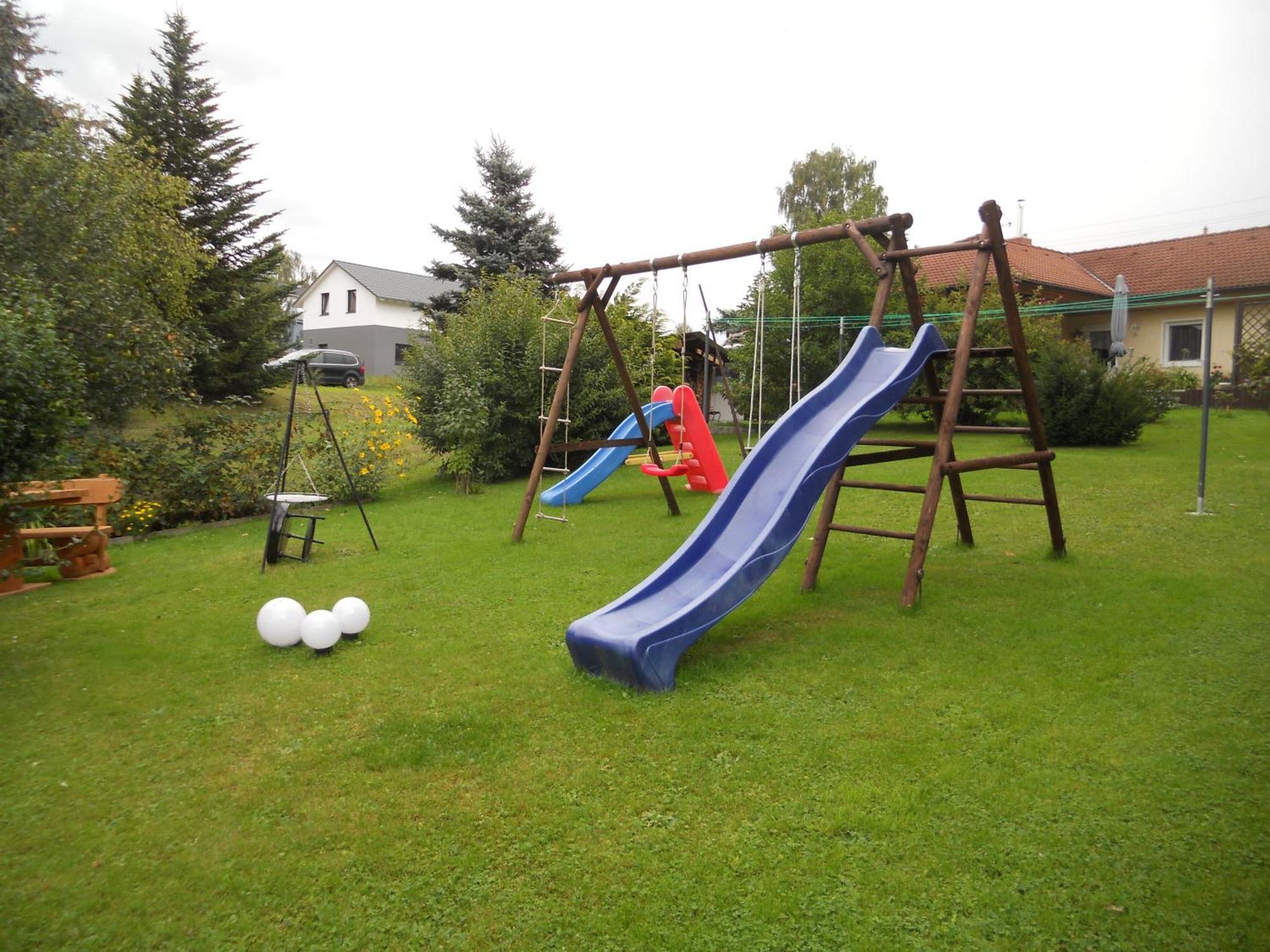 Ferienhaus Zittau Oberlausitz & Ferienwohnung Am Hamann Berg Εξωτερικό φωτογραφία